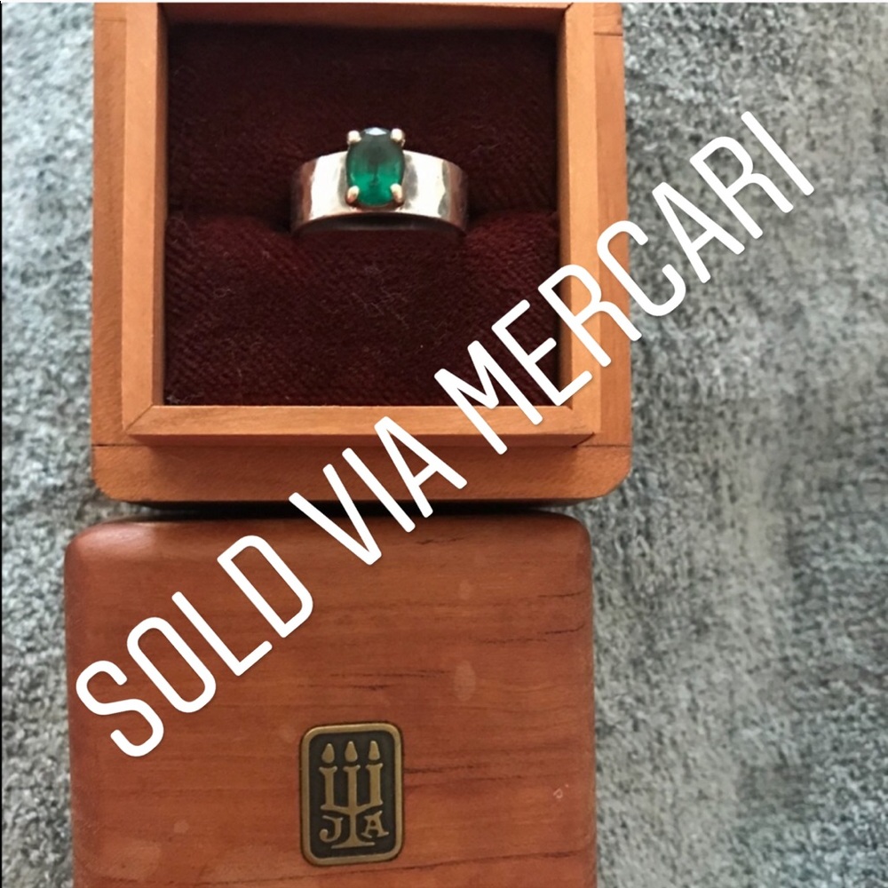 James Avery Emerald Ring